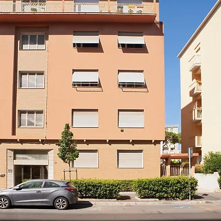 Attico In Centro - Parcheggio Gratuito *